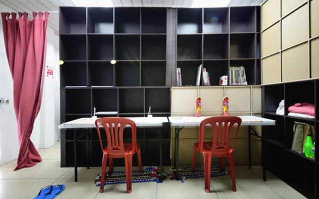 JB Getaway Hostel
