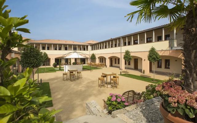 Golfakademie Living