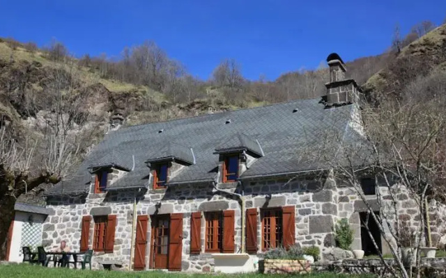 Unique Luxury Farmhouse