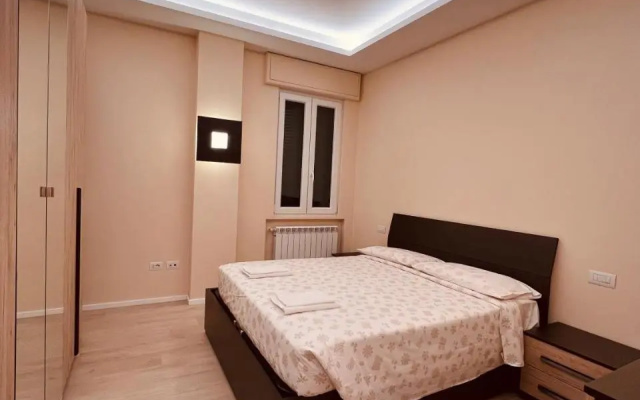 Casa Dante: Oneglia Centro-Marina-Spiagge (3 Min)