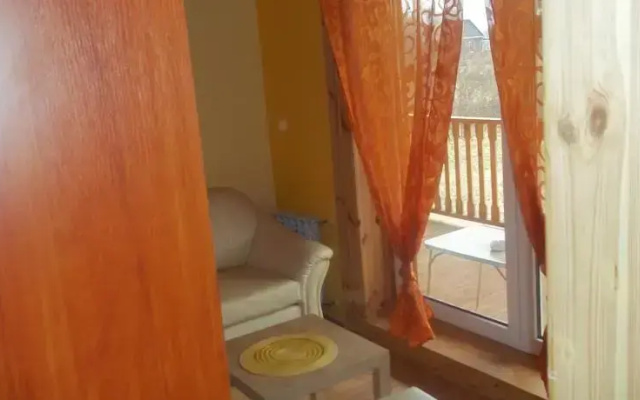 Pokoje pod Dębami