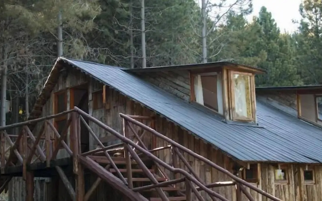 Cabaña y Hostal Salamandras