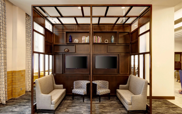 Hyatt Place St. Paul/Downtown