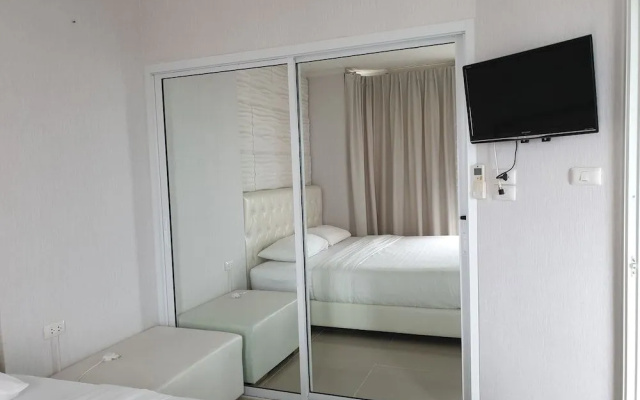 Kosin Beach Room Pattaya