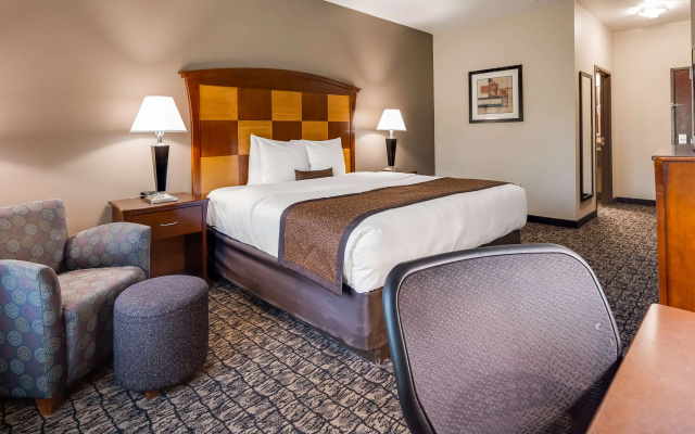 Best Western Carthage Inn & Suites