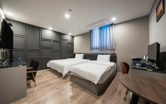 Ulsan Samsan Hotel Raon