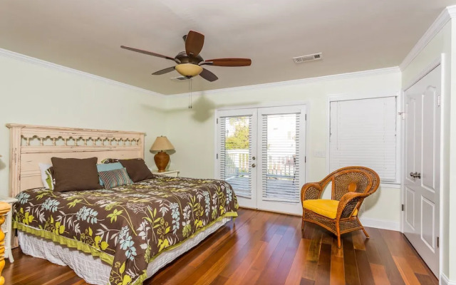 4219 13th Street by Hodnett Cooper