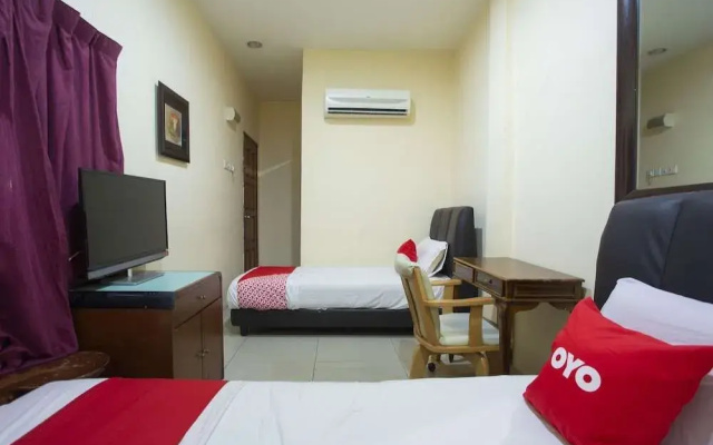 OYO 90160 Kl City Lodge