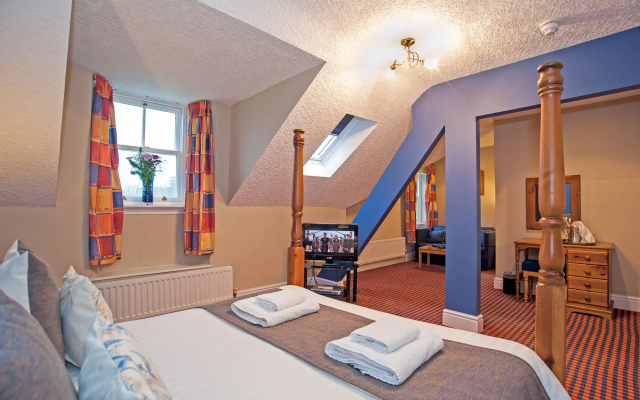 Ambleside Lodge