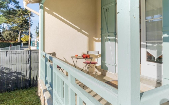 Maison de Bourg a Deux Pas de la Mer