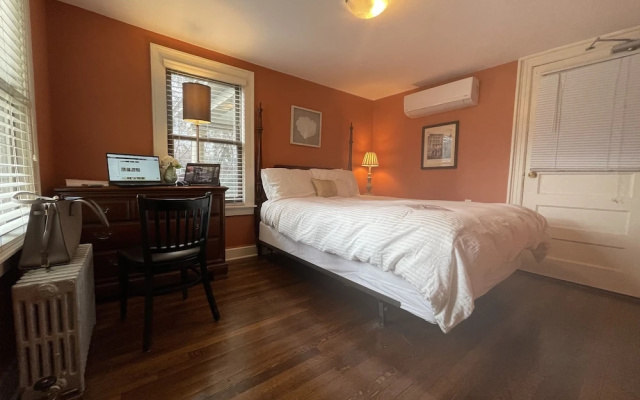 The DeBary Inn