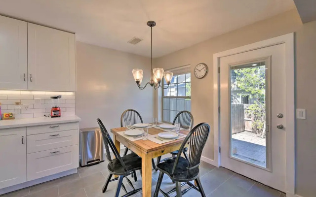 Modern Flagstaff Home w/ Bbq: Walk Downtown!