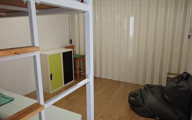 Hybrit Hostel & Cafe