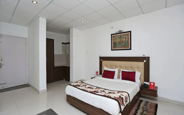 OYO 2767 Hotel Ganga Darshan 2