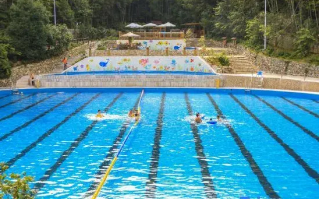 Tangzhaishan Hot Spring International Hotel