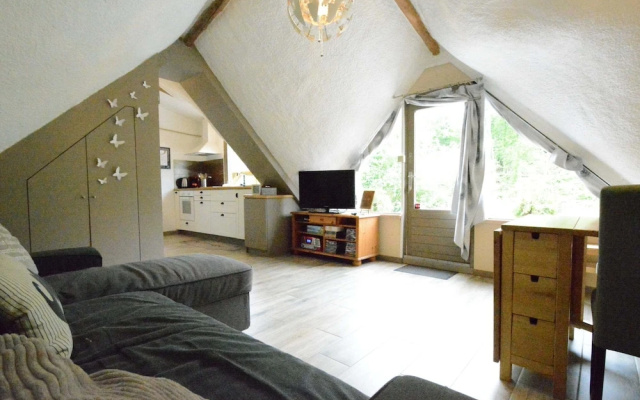 Chalet in Gesves With Roof Terrace, Garden, BBQ