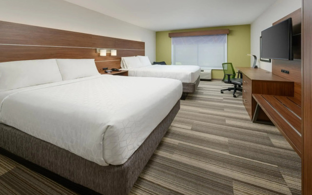 Holiday Inn Express Hotel & Suites Tullahoma by IHG
