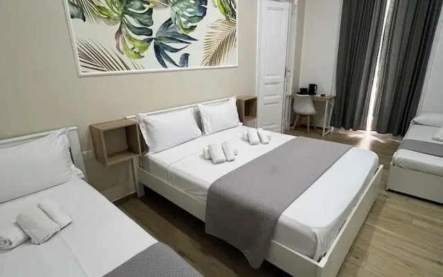 VPM room's central train station