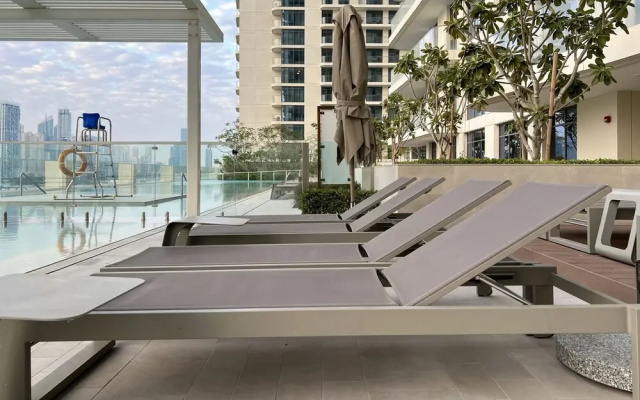 2BR Emaar Beachfront Full Sea Skyline Views