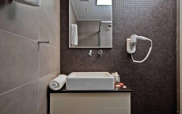 Xenia Hotel