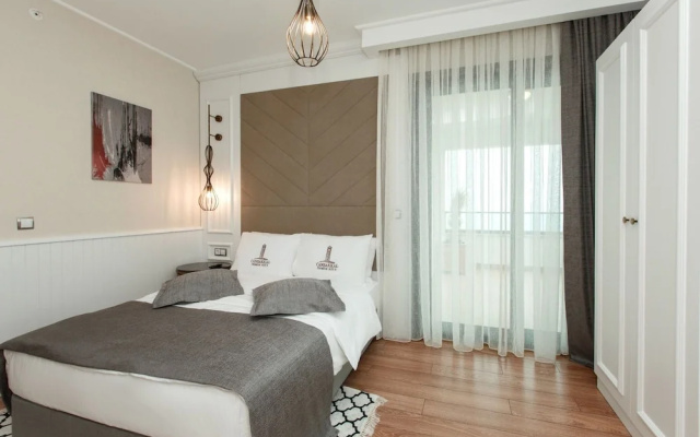 Canbakkal Luxury Suites
