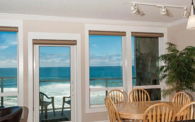 Keystone Vacation Rentals - Ocean Retreat Condo