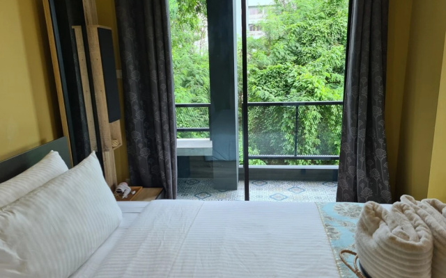 The Lantern Suites