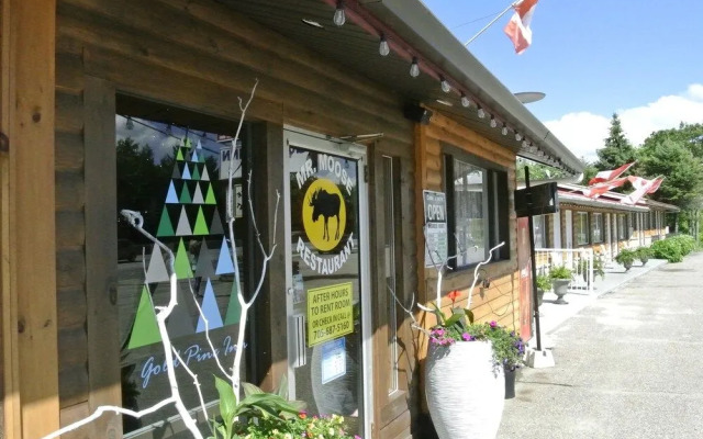 Gold Pine Inn Motel