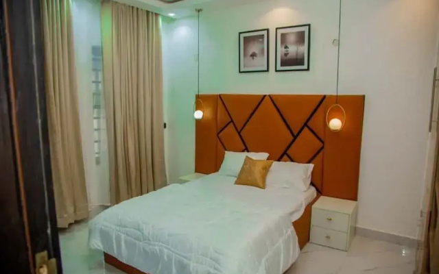 Aviv Luxury Homes