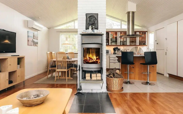 6 Person Holiday Home in Lokken-by Traum