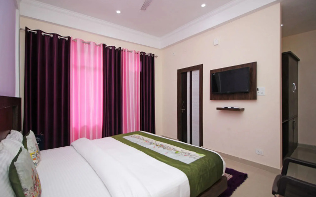 Hotel Chandni By OYO Rooms
