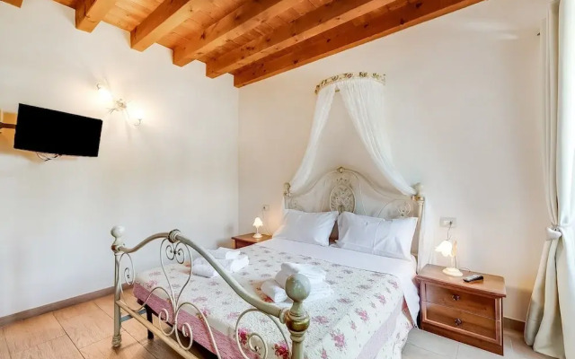 Cascina Crocelle Apartments
