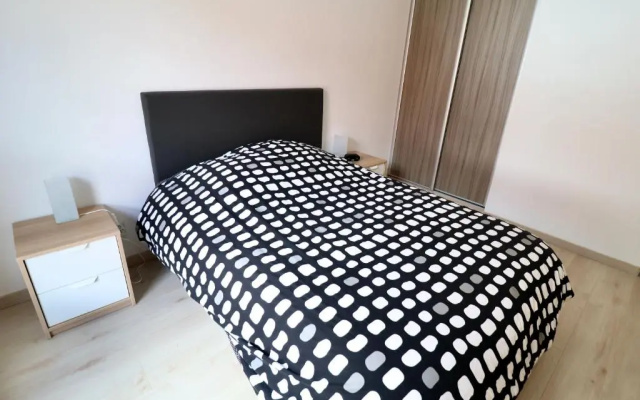 Maison Bleue - Apt 4 Pers, 2 Chambres, Prox Marche