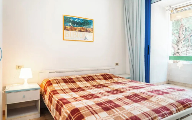 Welcoming Flat Just Steps From the sea