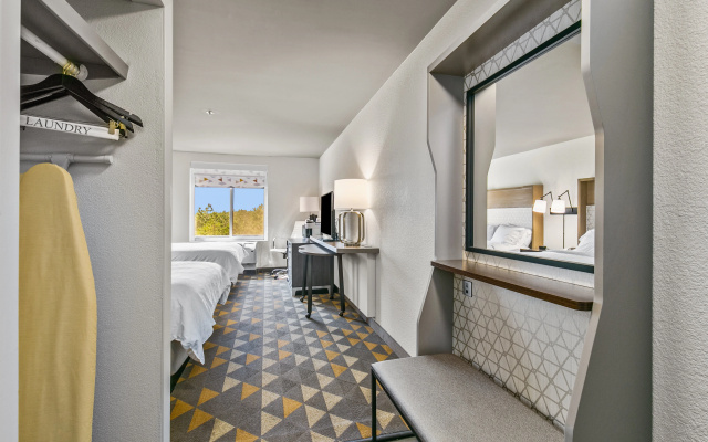 Holiday Inn