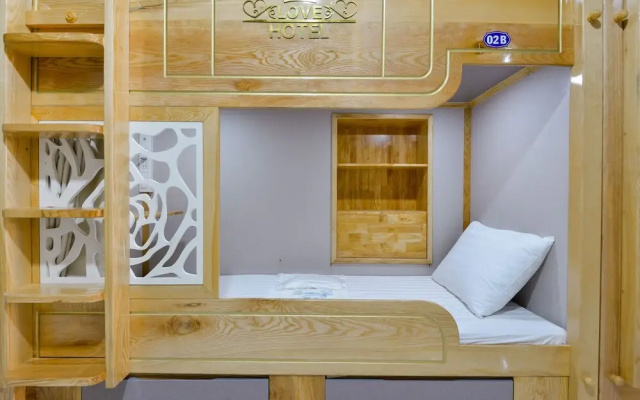 Love Hotel Airport