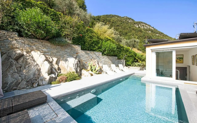 Colonno Penthouse