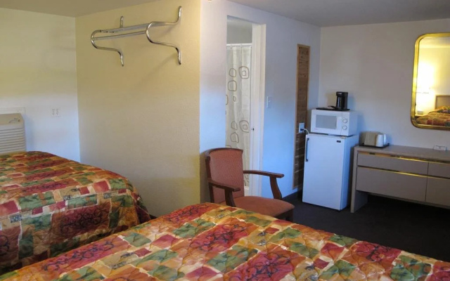 Baker City Motel & RV Park