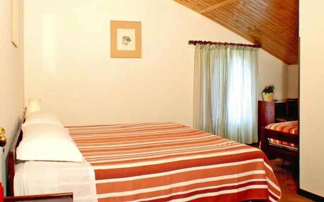 Hotel in Marche With Scenic Hiking Trails