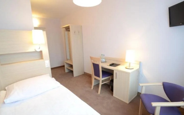 Motel PZMot