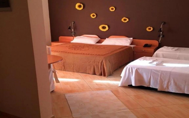 Hotel Sea Breeze
