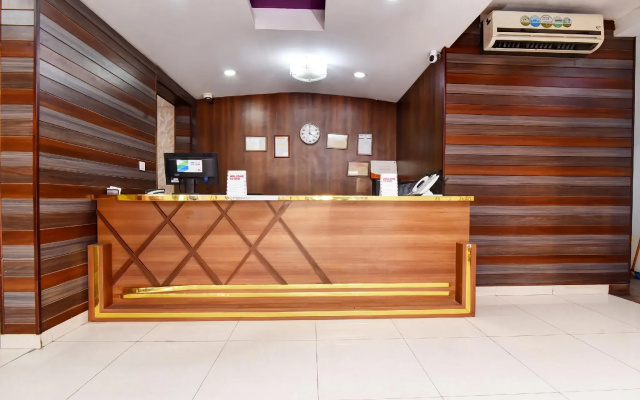 386 Buhr by OYO Rooms
