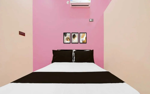 Hotel Aryanandan - Near Ram Mandir