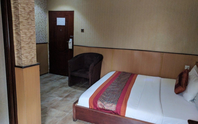 Whitehouse Hotels & Conference Centre