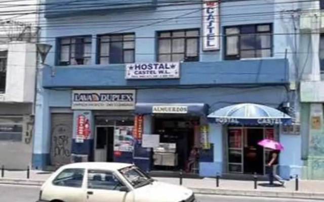 Hostal Castel WL