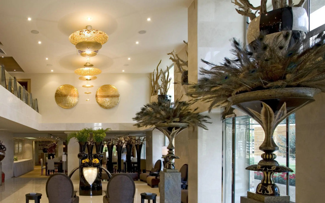 Divani Escape- Adults only