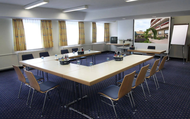 Arens Hotel 327mNN
