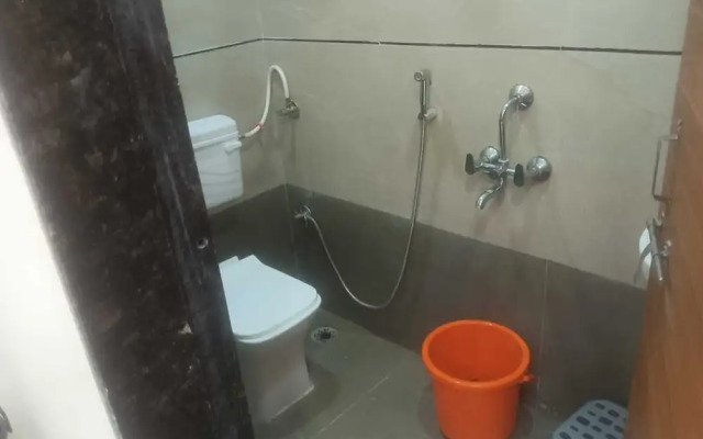 Hotel Kulswamini Inn