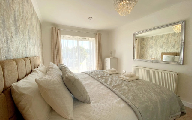 Ockendon House Apartment B