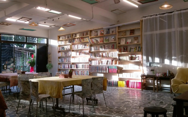 Waterstonebookstore